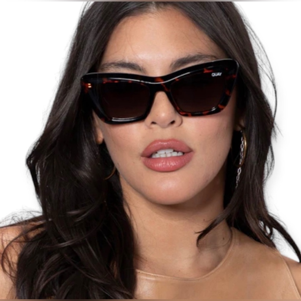 - QUAY On The Radio Polarized Sunglasses Tortoise Frame Brown Lenses Cateye